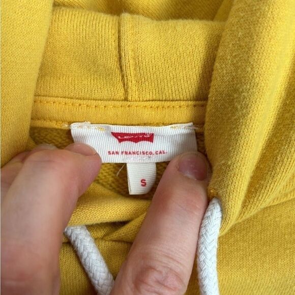 Levi's Sport | Women’s Yellow Cropped Short Crew Sweatshirt Hoodie Stripes - Picture 8 of 9